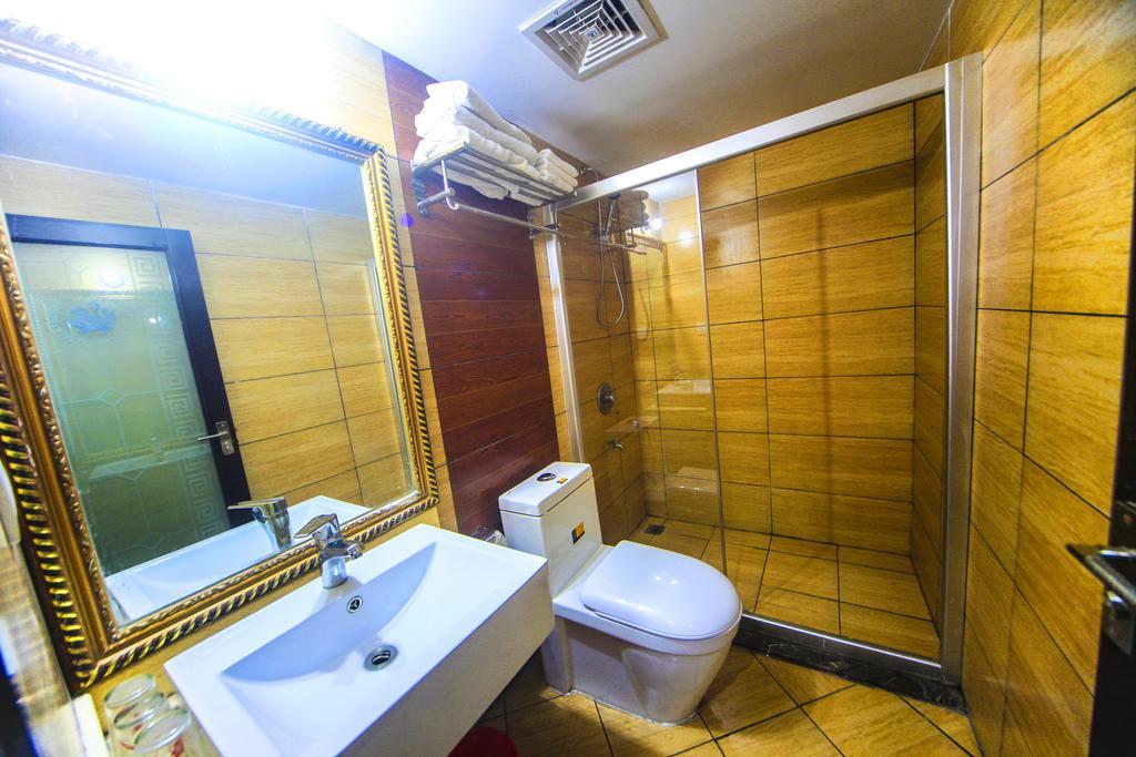 Fawlty Towers Hotel Jangsuo Kültér fotó